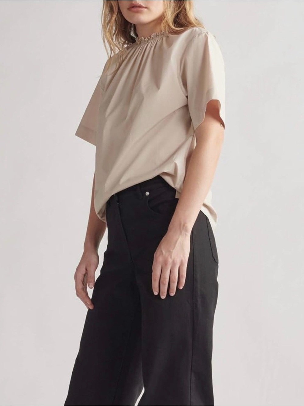 NWT Thakoon Beige Short Sleeve Smocked Neck Blouse.